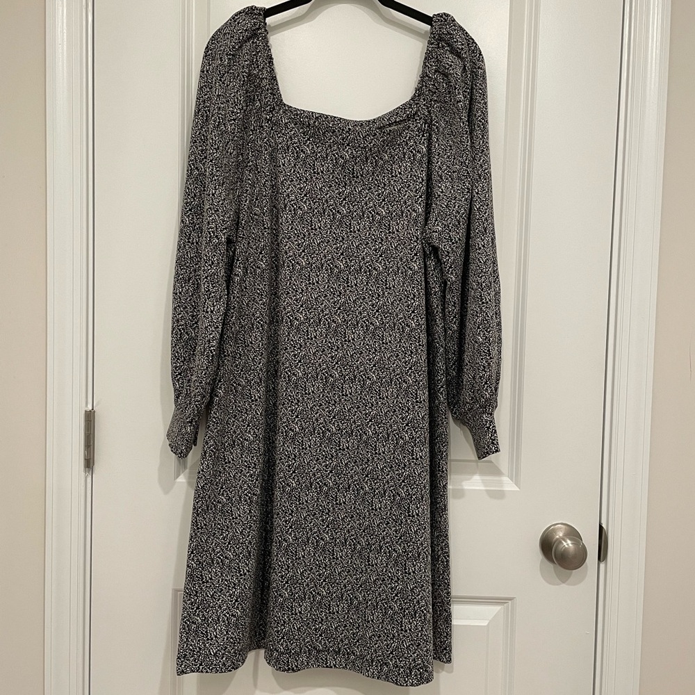 New With Tags Loft Dress XL Black and White